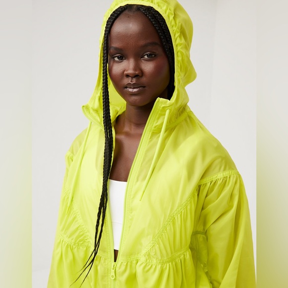 Offline by Aerie - Ripstop Windbreaker Jacket in BLACK - Picture 5 of 5